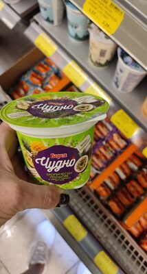 ОМК - Верея - КМ Чудно Пробиотик Йогурт Тропически плодове с Овес и семена от Чиа 3.4 пр 0.200 /12/